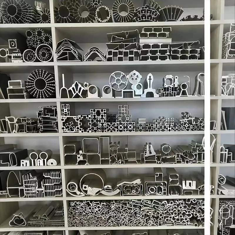 Como a anodização melhora os perfis de alumínio?